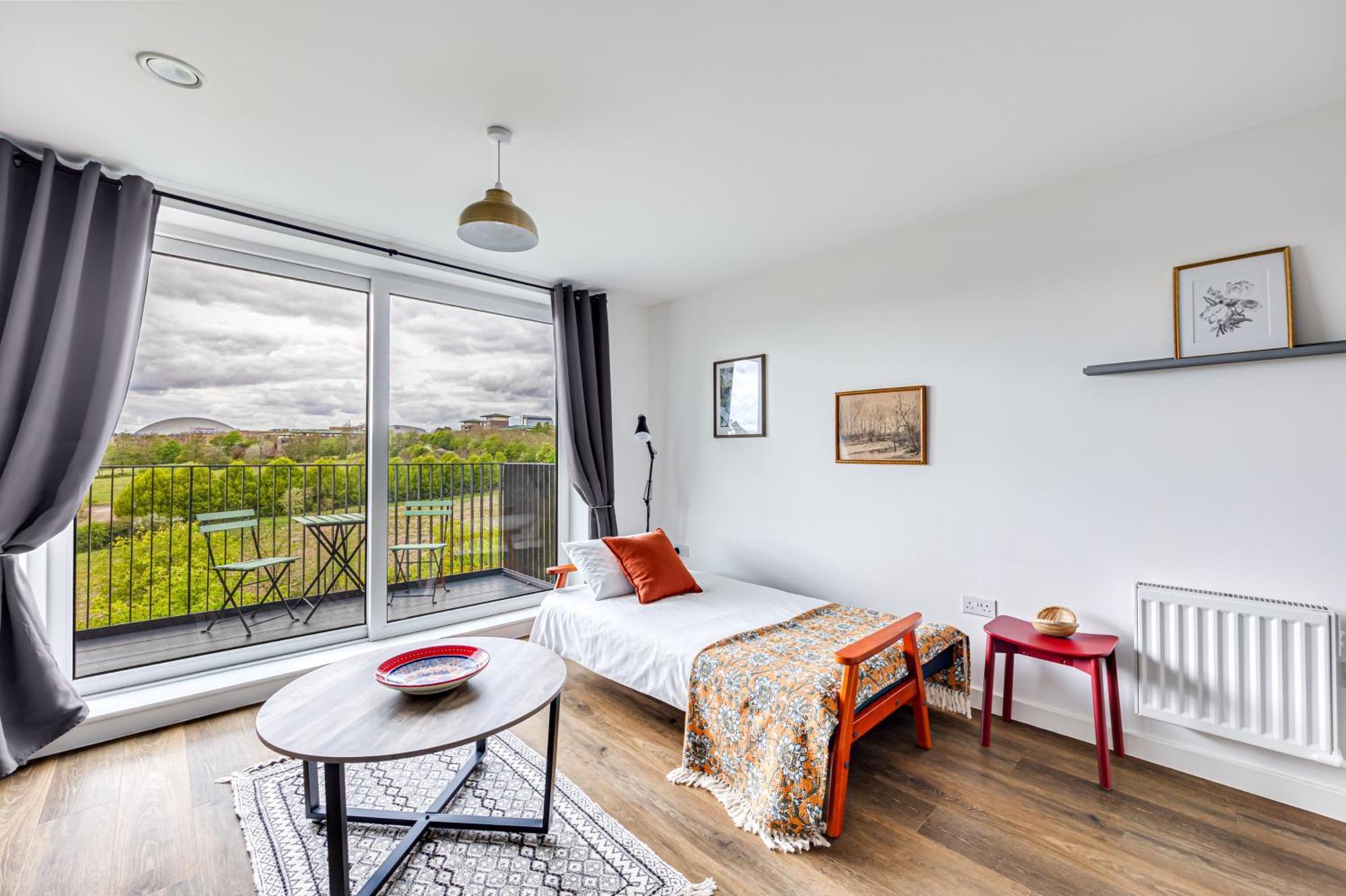 Penthouse Apartment - City Centre - Secure Parking, Balcony, Self-Check-In, Fast Wifi And Smart Tv With Netflix By Yoko Property Milton Keynes Eksteriør billede
