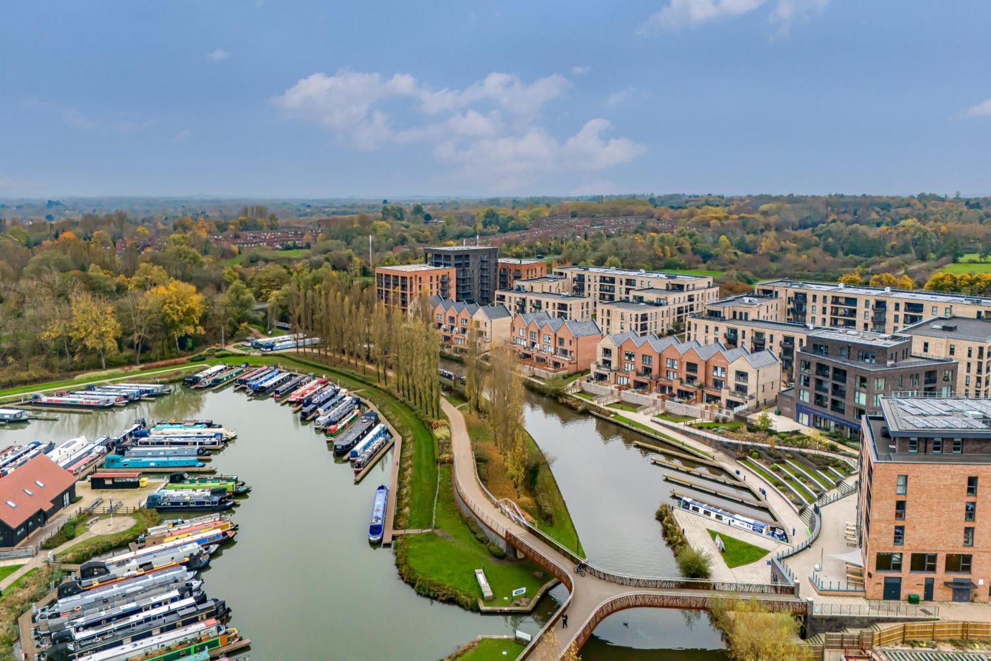 Penthouse Apartment - City Centre - Secure Parking, Balcony, Self-Check-In, Fast Wifi And Smart Tv With Netflix By Yoko Property Milton Keynes Eksteriør billede