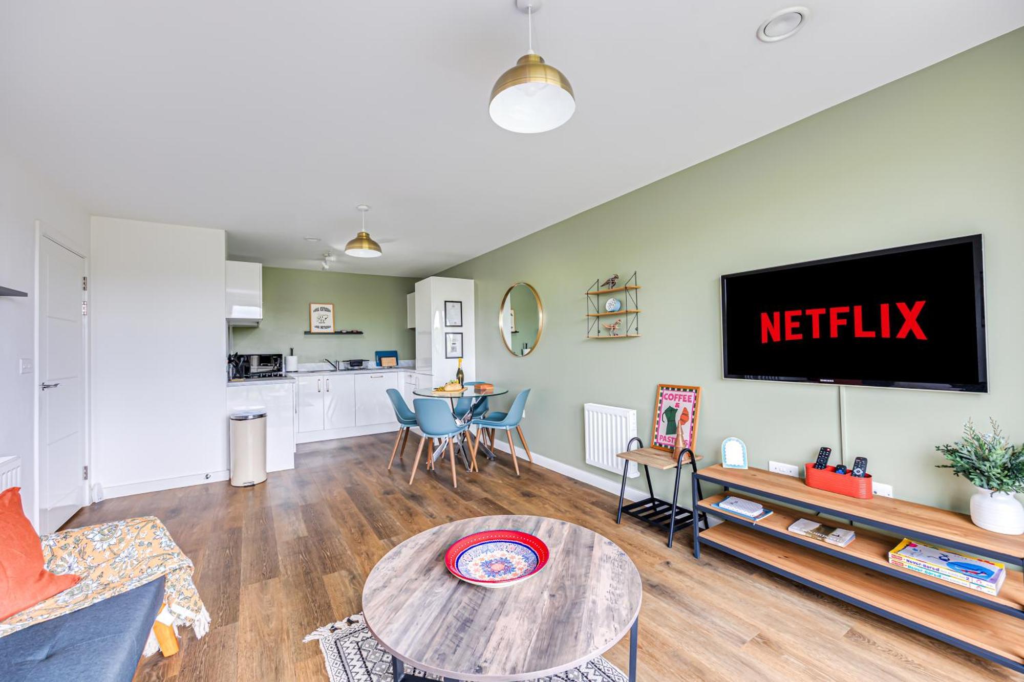 Penthouse Apartment - City Centre - Secure Parking, Balcony, Self-Check-In, Fast Wifi And Smart Tv With Netflix By Yoko Property Milton Keynes Eksteriør billede