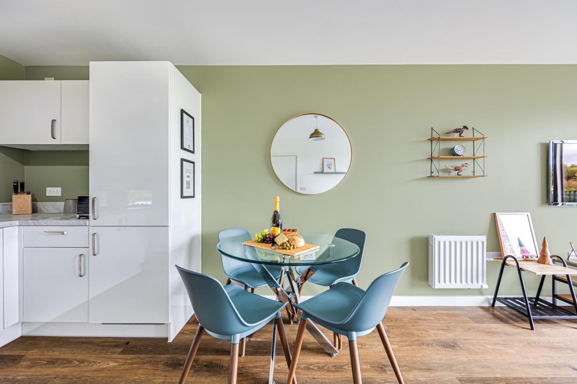 Penthouse Apartment - City Centre - Secure Parking, Balcony, Self-Check-In, Fast Wifi And Smart Tv With Netflix By Yoko Property Milton Keynes Eksteriør billede