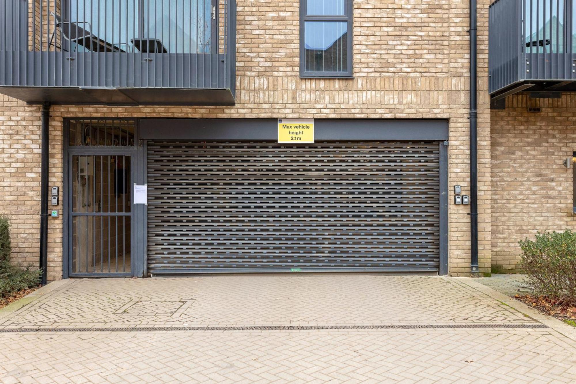 Penthouse Apartment - City Centre - Secure Parking, Balcony, Self-Check-In, Fast Wifi And Smart Tv With Netflix By Yoko Property Milton Keynes Eksteriør billede
